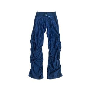 Ivivva Live to Move Pant